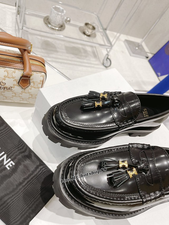 Celine專櫃款女鞋 賽琳2022早春新款凱旋門樂福鞋系列流蘇款單皮鞋 dx2142